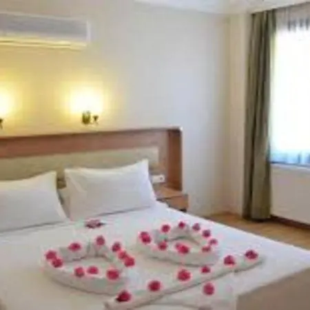 Ebruli Cunda 4*