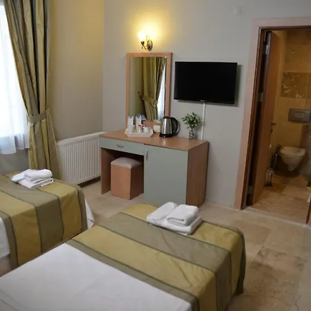 Ebruli Cunda Panzió