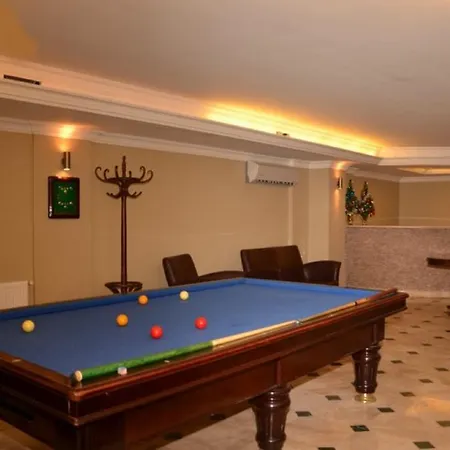 Frühstückspension Ebruli Cunda 4*