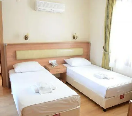 Ebruli Cunda 4*