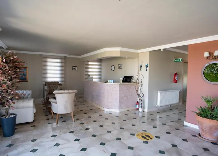 Ebruli Cunda Panzió 4*