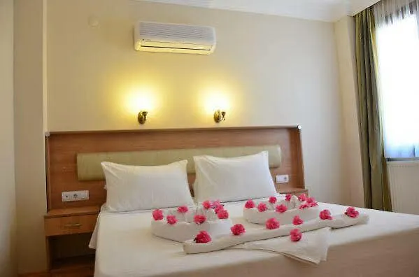 Ebruli Cunda Bed & Breakfast