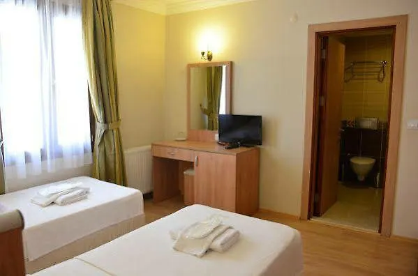 Ebruli Cunda Ayvalik